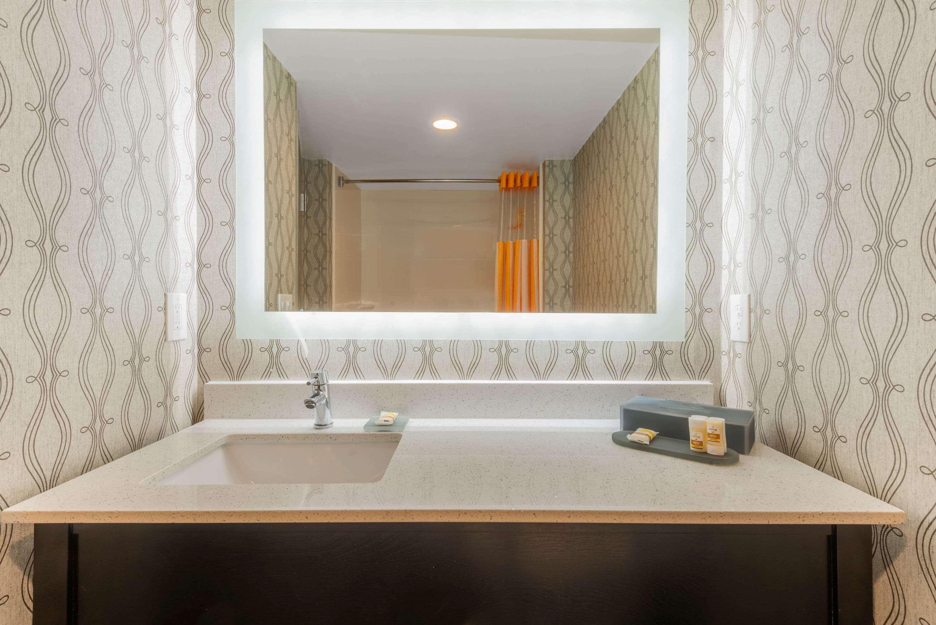 Hotel La Quinta By Wyndham Aberdeen-apg 3*